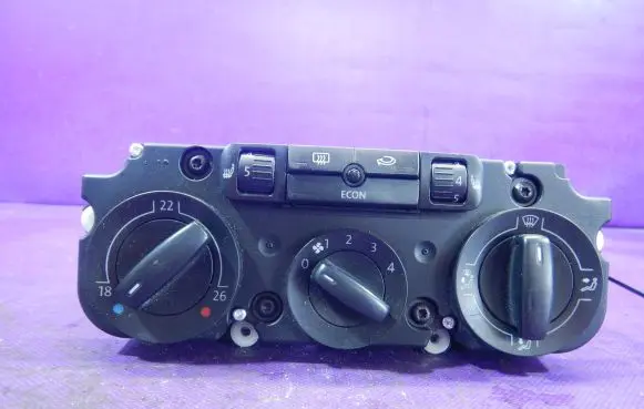 Volkswagen PASSAT B6 Interior fan control switch 
