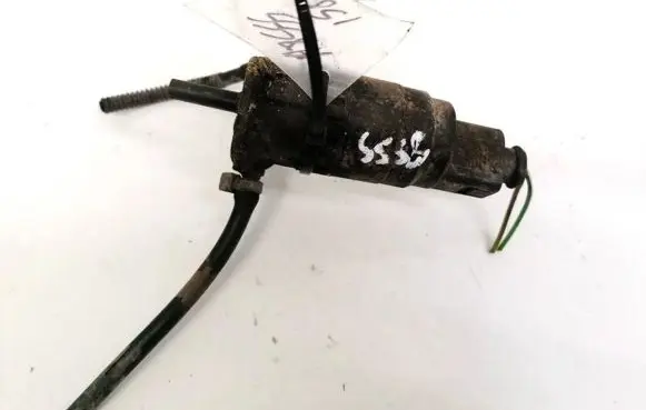Skoda Octavia Mk2 (1Z) Windscreen/windshield washer pump 1T0955651A