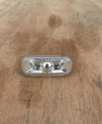 Audi A6 S6 C5 4B Front fender indicator light 8E0949127