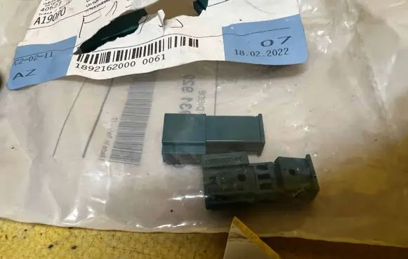 BMW 3 F30 F35 F31 Other devices 61136931929 6931929