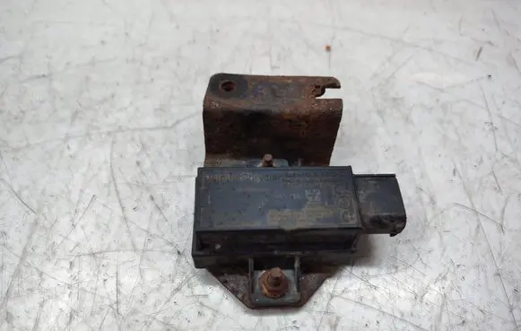 Chrysler 300 - 300C Tire pressure sensor 04602504AB