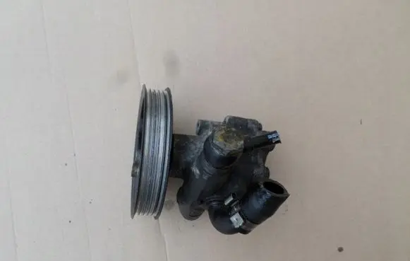 Skoda Superb B5 (3U) Power steering pump