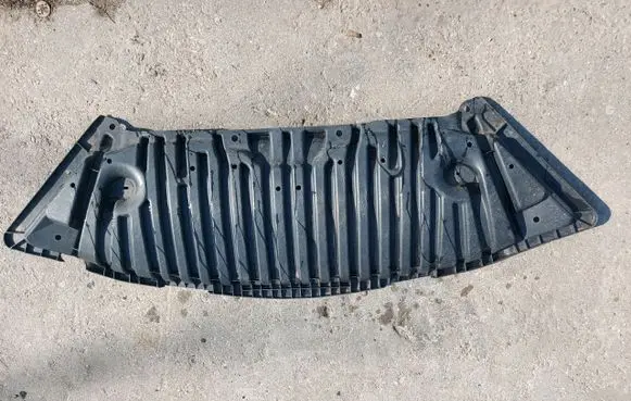 Mercedes-Benz C AMG W204 Front bumper skid plate/under tray A2045200723