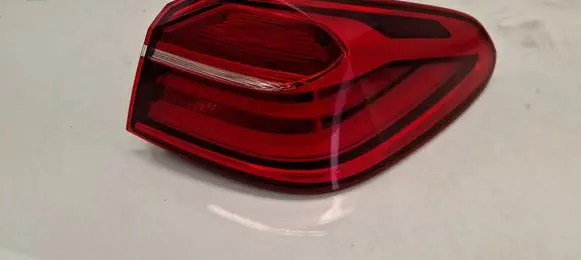 BMW X4 F26 Rear/tail lights 7331282