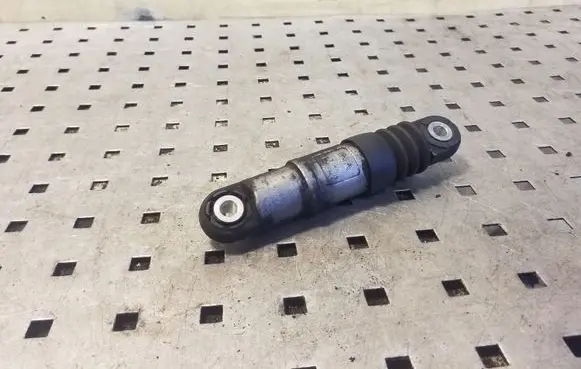 Audi A5 8T 8F Generator/alternator belt tensioner
