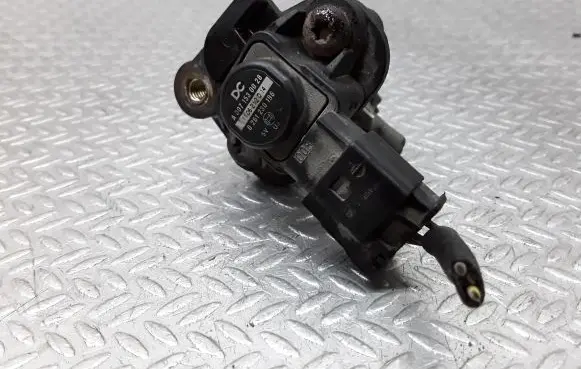 Mercedes-Benz Sprinter W906 Air pressure sensor A0071530028
