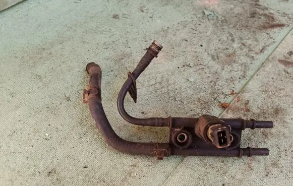 Hyundai Santa Fe Engine coolant pipe/hose 31450