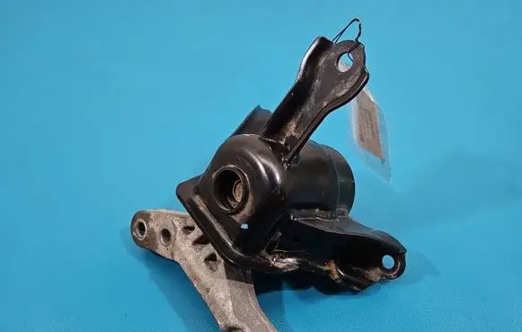 KIA Picanto Gearbox mounting bracket 21815G6000 IMPRK1541219