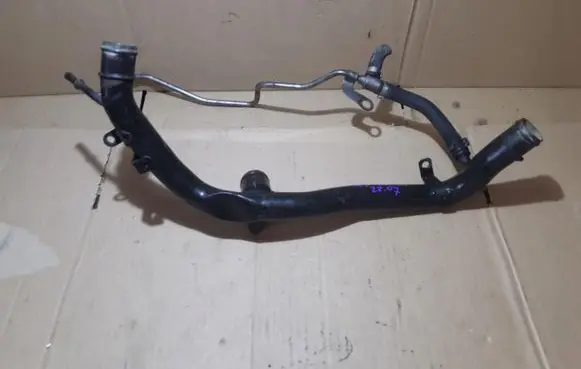 Audi Q7 4L Engine coolant pipe/hose