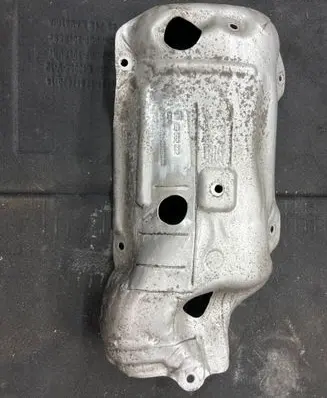 Opel Astra J Exhaust heat shield 55562332
