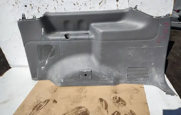 Hyundai H-1, Starex, Satellite Tailgate/trunk side cover trim 