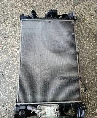 Volvo XC70 Coolant radiator