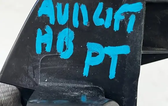 Tail light part