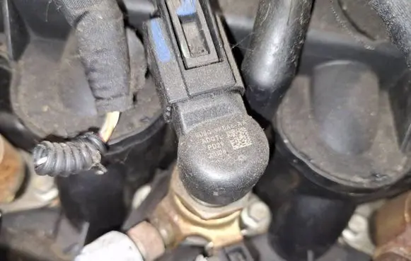 Jaguar XF Fuel injector 5u3q9k546aa 5u3q-9k546-aa