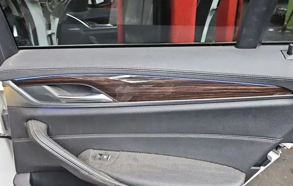 BMW 5 G30 G31 G38 Coupe rear side trim panel 2845896 IMPRK1590579