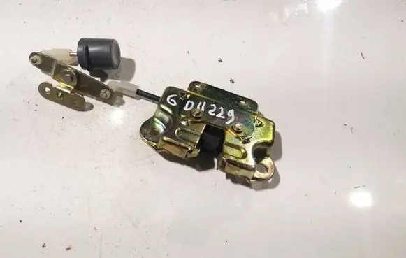 KIA Sorento Seat back rest lock catch