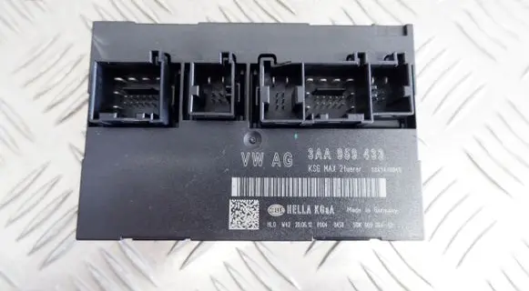 Volkswagen PASSAT B7 Comfort/convenience module 3AA959433