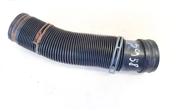 Air intake hose/pipe