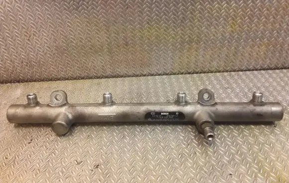 Mercedes-Benz S W220 Fuel main line pipe 6280700195 A6280700195