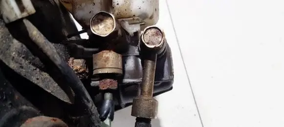 Mazda 323 Master brake cylinder