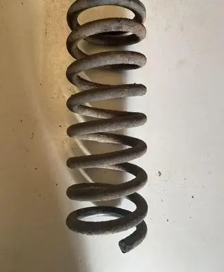 Jeep Grand Cherokee (WK) Rear coil spring