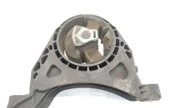 Opel Insignia A Engine mount bracket 2300061