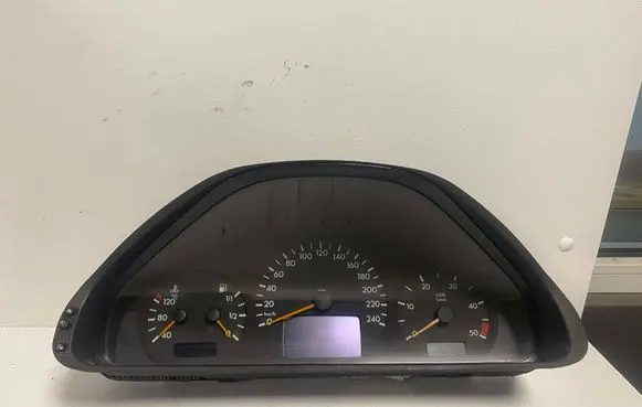 Mercedes-Benz E W210 Speedometer (instrument cluster) A2105405048 110008915005