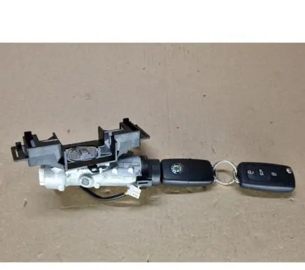 Skoda Octavia Mk2 (1Z) Ignition lock 5K0905865 280267