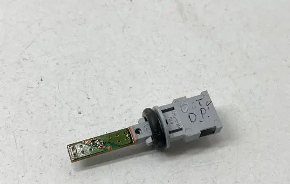 Skoda Octavia Mk3 (5E) Interior temperature sensor 1K0907543E 0405151327 6PT00784306