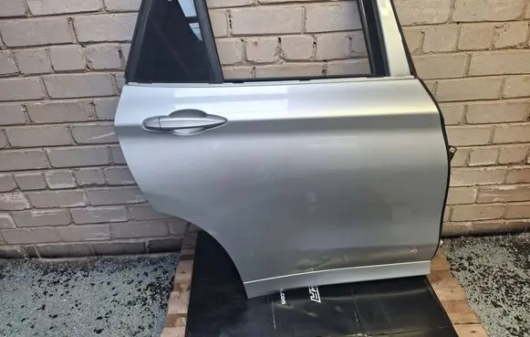 BMW X1 F48 F49 Rear door 072A124H25 41007461352 7461352