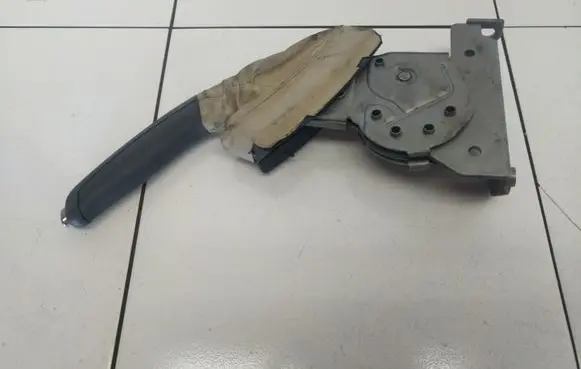 Peugeot 607 Handbrake/parking brake lever assembly 9629448680