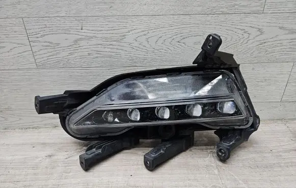 Hyundai i40 Front fog light 922013Z5