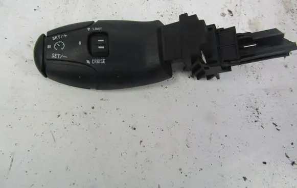 Peugeot 407 Cruise control switch 