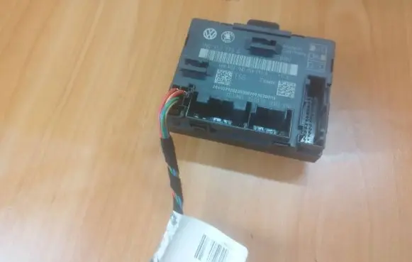 Skoda Superb B6 (3T) Door control unit/module 7N0959793A