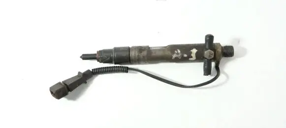 Audi A3 S3 8P Fuel injector 028130202Q