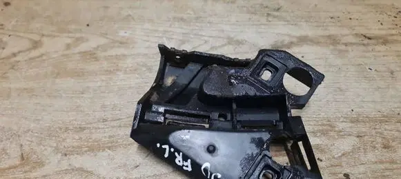 Front bumper mounting bracket