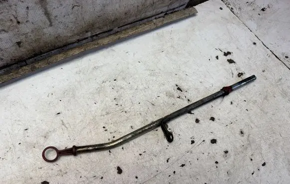 BMW 3 E30 Oil level dip stick