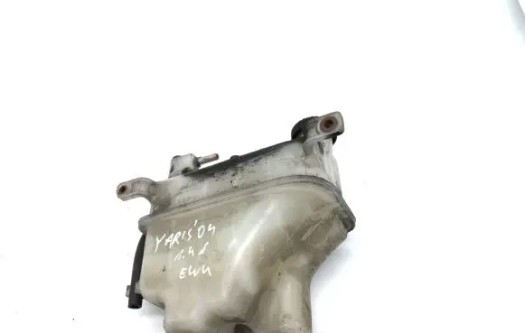 Toyota Yaris Coolant expansion tank/reservoir