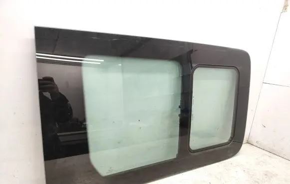 Fiat Scudo Sliding door window/glass 43R000470 AS2 M41