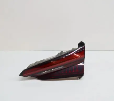 Audi A5 Tailgate rear/tail lights 8W6945094J