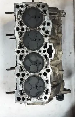Skoda Superb B5 (3U) Engine head 038103373