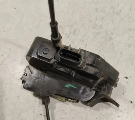 Renault Scenic II - Grand scenic II Front door lock 1205041055G1