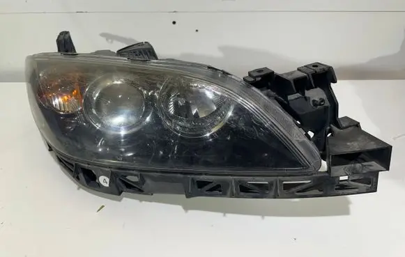 Mazda 3 I Headlight/headlamp