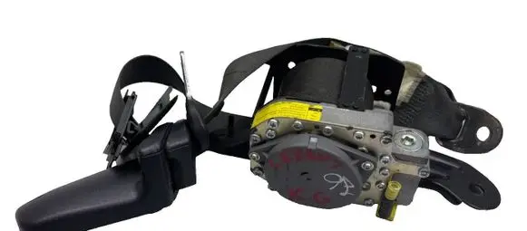 Rear seatbelt