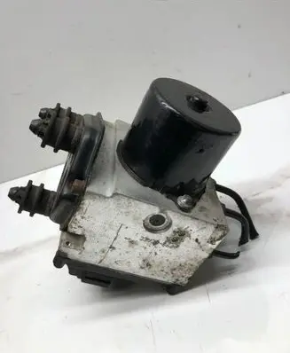 Volkswagen PASSAT B6 ABS Pump 3C0614095S 16332402 16332502A