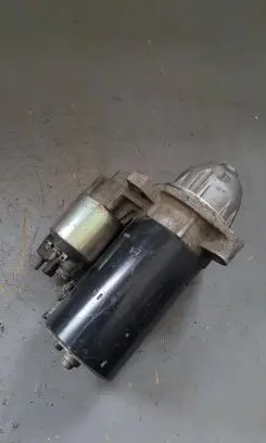 Mercedes-Benz E W211 Starter motor A0051516601
