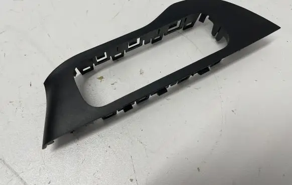 Mercedes-Benz GLE W167 Other front door trim element A1677272500