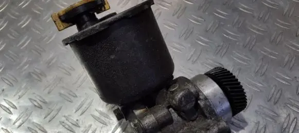 Mazda 626 Power steering pump gj2b3265xa 16291095