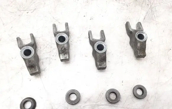 Fiat Freemont Fuel Injector clamp holder 4763