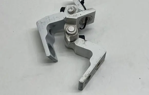 Audi Q3 F3 Front door hinge set 8W0833404A